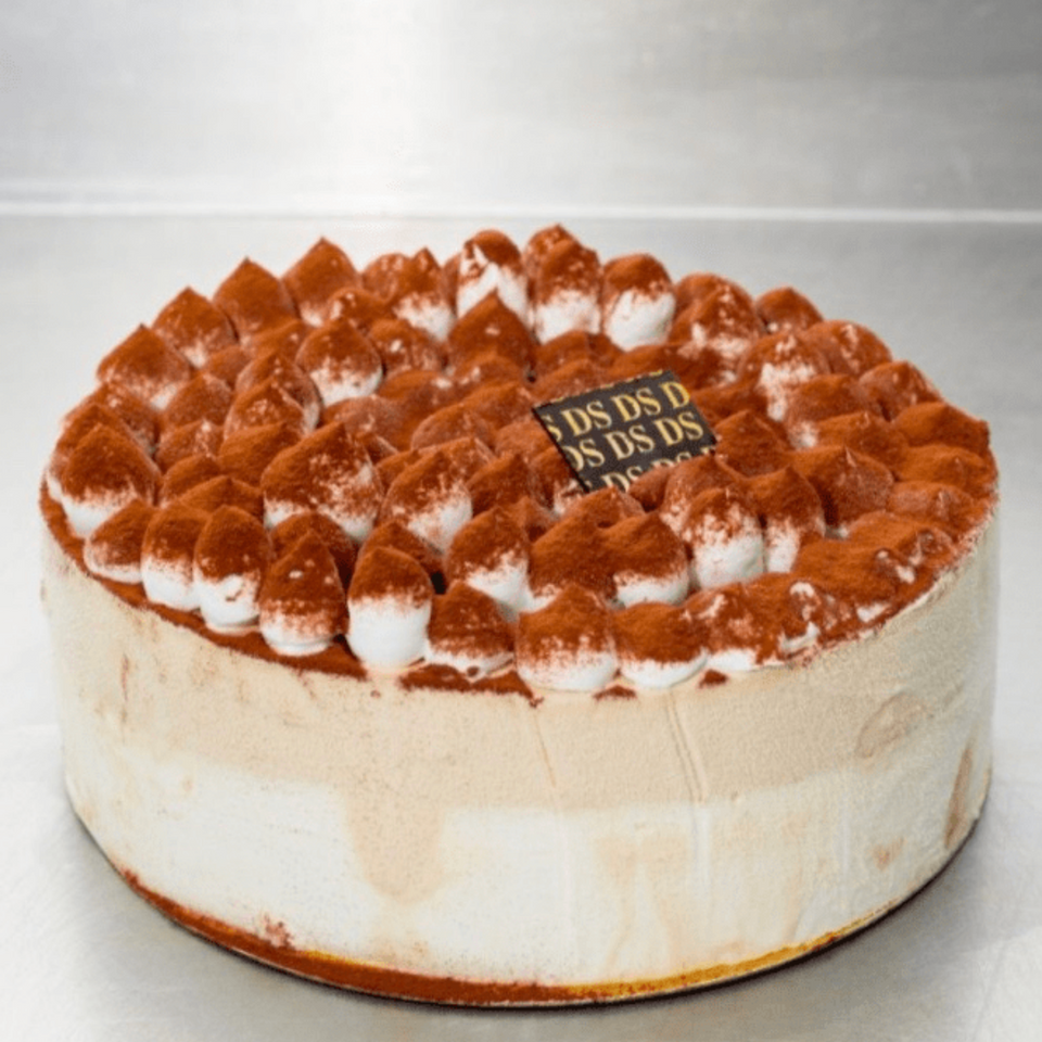 Vacherin Tiramisu